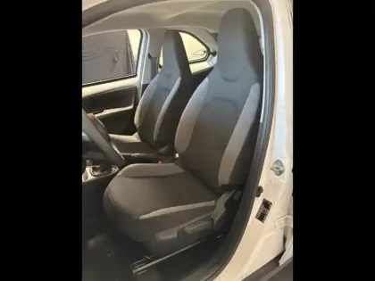 Photo 14 Toyota Aygo  X 1.0 VVT-i 72ch Dynamic