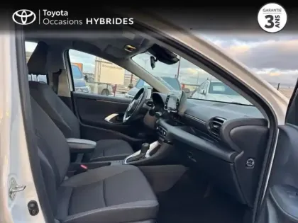 Photo 13 Toyota Yaris  116h Dynamic 5p MY22