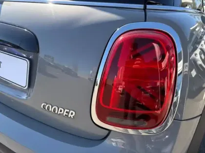 Photo 32 Mini Mini  Cooper 136ch Essential BVA7
