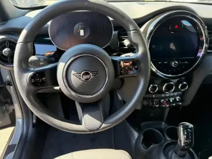 Photo 5 Mini Mini  Cooper 136ch Essential BVA7