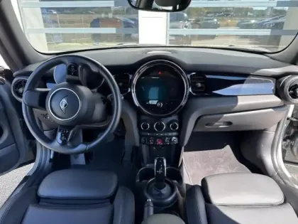 Photo 20 Mini Mini  Cooper 136ch Essential BVA7