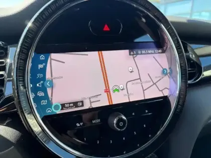 Photo 12 Mini Mini  Cooper 136ch Essential BVA7