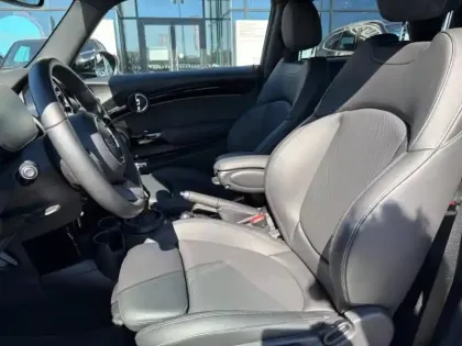 Photo 9 Mini Mini  Cooper 136ch Essential BVA7