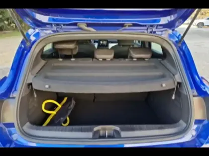 Photo 11 Renault Clio  1.6 E-Tech hybride 140ch Limited -21N