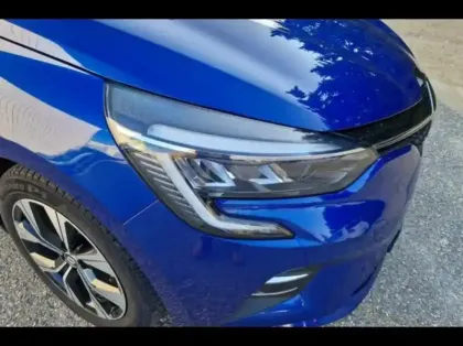 Photo 14 Renault Clio  1.6 E-Tech hybride 140ch Limited -21N