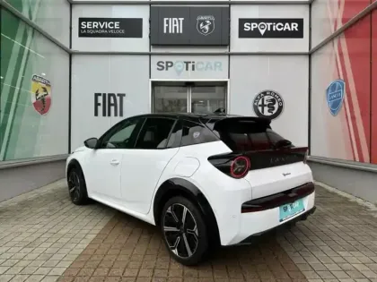 Photo 5 Lancia Ypsilon  1.2 Ibrida 100ch LX eDCT6