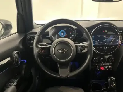 Photo 9 Mini Mini  5 Portes Cooper 136ch Edition Premium BVA7