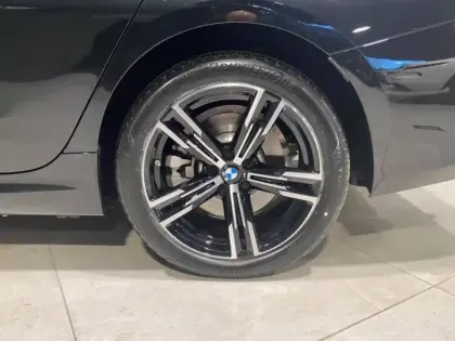 Photo 8 BMW Serie 3 Série 3 Touring 330eA 292ch M Sport