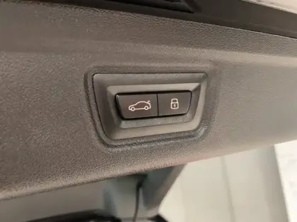 Photo 14 BMW Serie 3 Série 3 Touring 330eA 292ch M Sport