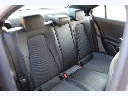 Photo 7 Mercedes Classe A 180 d Berline Business Line Berlin