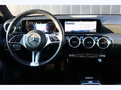 Photo 9 Mercedes Classe A 180 d Berline Business Line Berlin