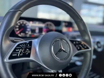 Photo 10 Mercedes Classe A 200 d Berline Progressive Line