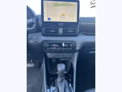 Photo 11 Toyota Yaris Gén. IV Ph1 NG Collection 5