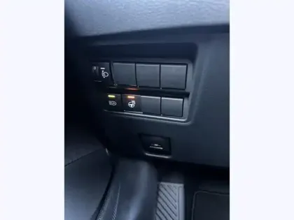 Photo 14 Toyota Yaris Gén. IV Ph1 NG Collection 5