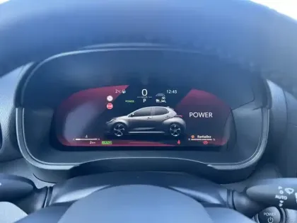 Photo 16 Toyota Yaris Gén. IV Ph1 NG Collection 5