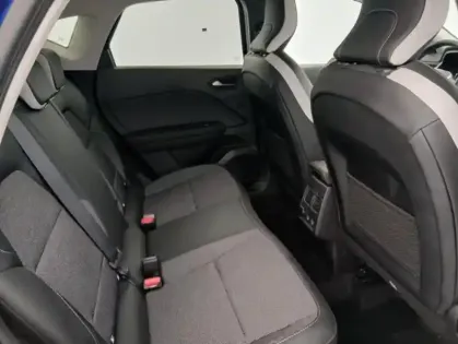 Photo 14 Renault Captur E-Tech 145 - 21 Intens