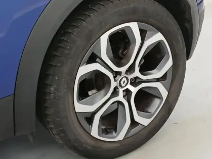 Photo 16 Renault Captur E-Tech 145 - 21 Intens