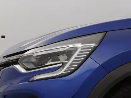 Photo 17 Renault Captur E-Tech 145 - 21 Intens