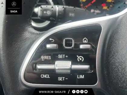 Photo 10 Mercedes Classe C Berline 220 d Avantgarde Line