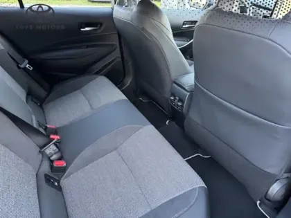 Photo 7 Toyota Corolla Hybride 1.8L 140h Design TS 140 CH D