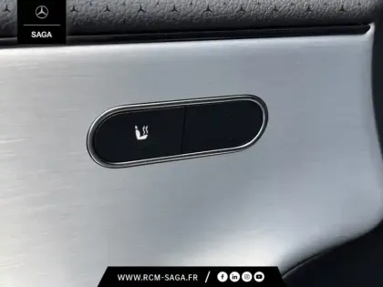 Photo 11 Mercedes Classe A 200 d AMG Line