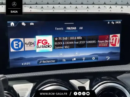 Photo 9 Mercedes Classe A 200 d AMG Line