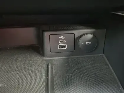 Photo 18 Ford Kuga 2.5 Duratec 190ch FHEV E85 ST-Line BVA