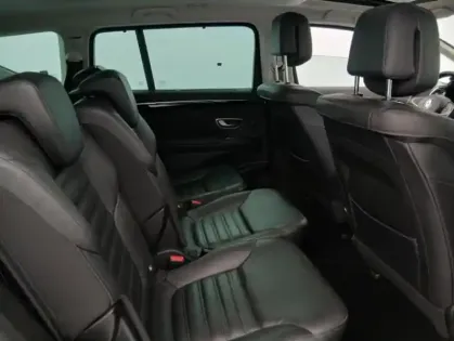 Photo 14 Renault Espace V Blue dCi 160 EDC Intens