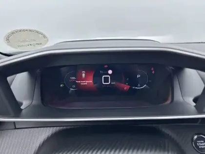 Photo 40 Peugeot 2008  PureTech 130 S&S EAT8