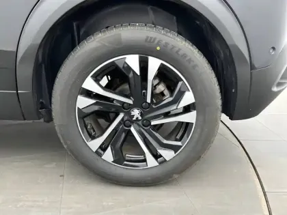 Photo 43 Peugeot 2008  PureTech 130 S&S EAT8