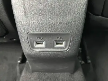 Photo 18 Peugeot 2008  PureTech 130 S&S EAT8