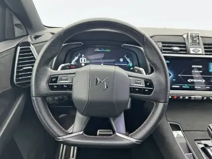 Photo 8 DS DS 7 DS7 Crossback Hybride E-Tense 225 EAT8