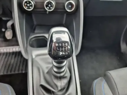 Photo 13 Citroën C3  Turbo 100 ch BVM6