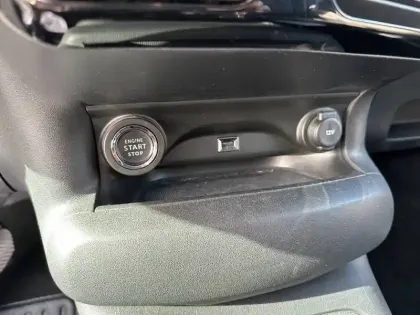 Photo 19 Citroën C4  Cactus PureTech 110 S&S EAT6