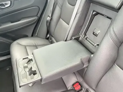 Photo 32 Volvo Xc60  T6 AWD Hybride rechargeable 253 ch+145 ch Geartronic 8