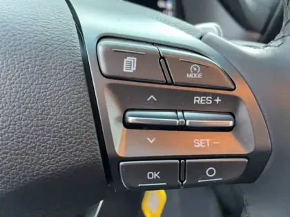 Photo 17 Hyundai Ioniq  Plug-in 141 ch