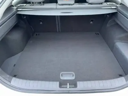 Photo 6 Hyundai Ioniq  Plug-in 141 ch
