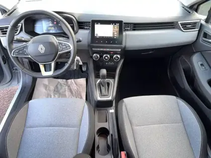 Photo 9 Renault Clio  E-Tech full hybrid 145 ch GSR2