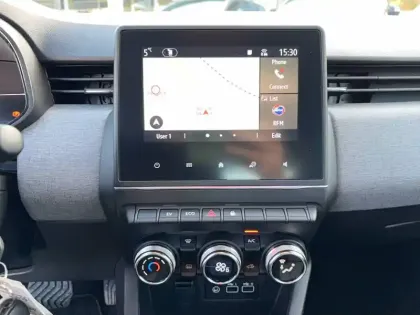 Photo 11 Renault Clio  E-Tech full hybrid 145 ch GSR2