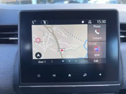 Photo 23 Renault Clio  E-Tech full hybrid 145 ch GSR2