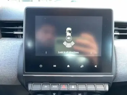 Photo 19 Renault Clio  E-Tech full hybrid 145 ch GSR2