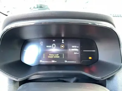 Photo 16 Renault Clio  E-Tech full hybrid 145 ch GSR2