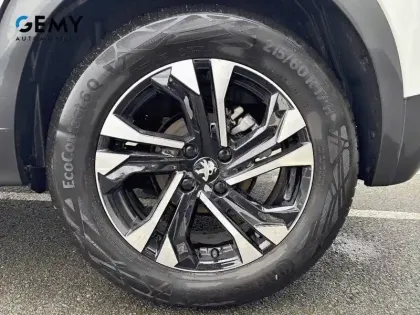 Photo 10 Peugeot 2008  PureTech 130 S&S EAT8