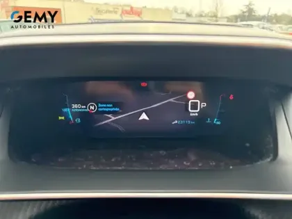 Photo 11 Peugeot 2008  PureTech 130 S&S EAT8