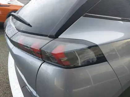 Photo 16 Peugeot 2008  Electrique 136 ch