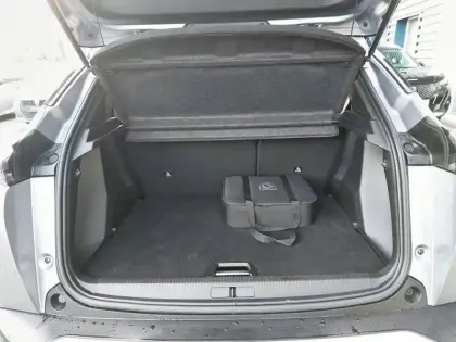 Photo 25 Peugeot 2008 Gén. II Ph1 NG GT 5