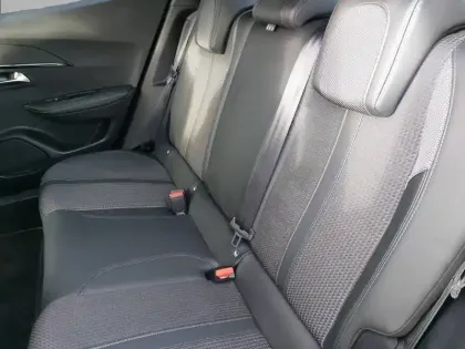 Photo 31 Peugeot 2008 Gén. II Ph1 NG GT 5