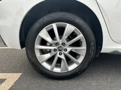 Photo 16 Skoda Kamiq  1.0 TSI Evo 110 ch BVM6