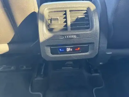 Photo 14 Volkswagen Touran  2.0 TDI 122 7pl