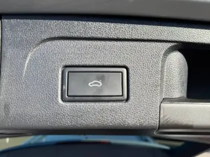 Photo 20 Volkswagen Touran  2.0 TDI 122 7pl